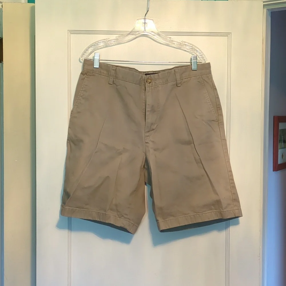 Nautica Khaki Shorts 34